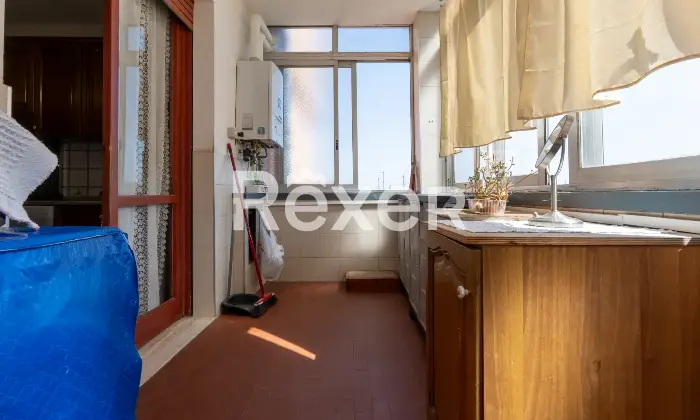 Rexer-Livorno-Appartamento-con-cantina-Veranda