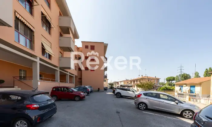 Rexer-Livorno-Appartamento-con-cantina-Altro