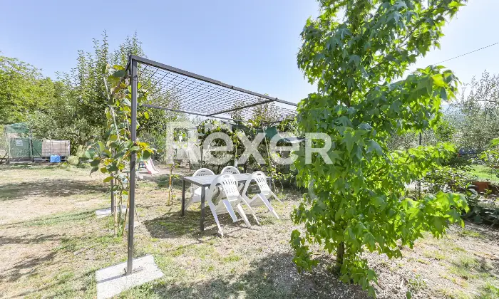 Rexer-Filattiera-Casa-con-giardino-e-garage-Altro