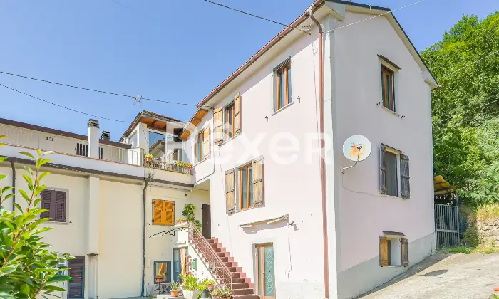 Rexer-Filattiera-Casa-con-giardino-e-garage-Altro