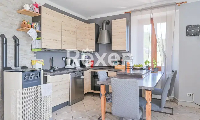 Rexer-Filattiera-Casa-con-giardino-e-garage-Cucina
