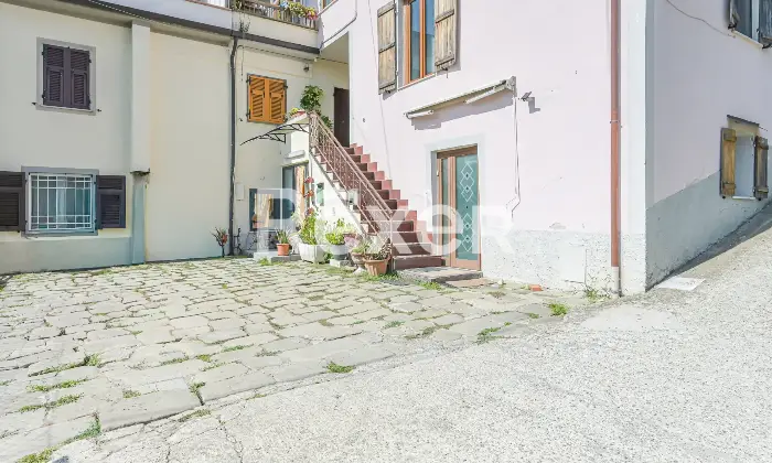 Rexer-Filattiera-Casa-con-giardino-e-garage-Altro