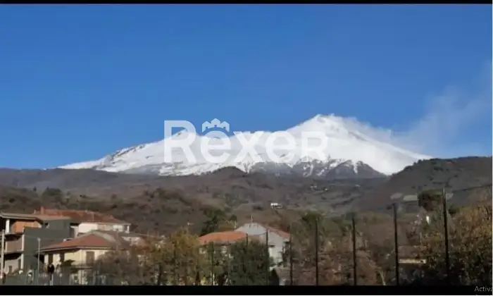 Rexer-Aci-SantAntonio-Villa-immersa-nel-verde-con-vista-Etna-e-mare-terreno-di-mq-Aci-SantAntonio-Altro