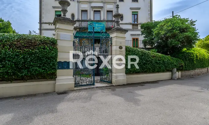 Rexer-Lido-Porzione-di-villa-plurifamiliare-Altro