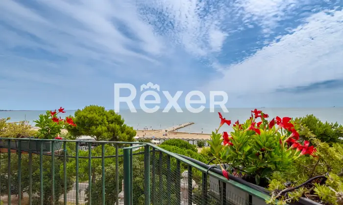 Rexer-Lido-Porzione-di-villa-plurifamiliare-Altro