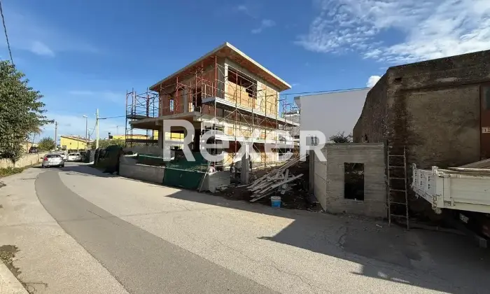 Rexer-Milazzo-Villa-Indipendente-con-Giardino-Privato-Da-Finire-a-Milazzo-San-Marco-Altro