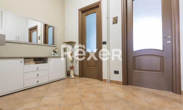 Rexer-Torino-Bilocale-piano-alto-Altro
