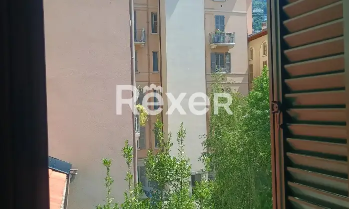 Rexer-Como-Bilocale-in-corte-appena-fuori-la-citt-murata-Vista