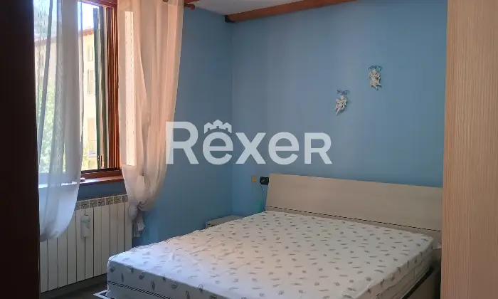 Rexer-Como-Bilocale-in-corte-appena-fuori-la-citt-murata-Cameradalettomatrimoniale
