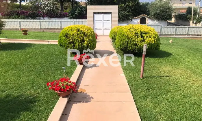 Rexer-Ragusa-Villa-Unifamiliare-Ristrutturata-con-Ampi-Spazi-Esterni-Marina-di-Ragusa-Altro