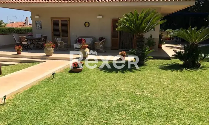 Rexer-Ragusa-Villa-Unifamiliare-Ristrutturata-con-Ampi-Spazi-Esterni-Marina-di-Ragusa-Altro