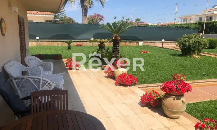 Rexer-Ragusa-Villa-Unifamiliare-Ristrutturata-con-Ampi-Spazi-Esterni-Marina-di-Ragusa-Altro