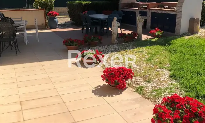 Rexer-Ragusa-Villa-Unifamiliare-Ristrutturata-con-Ampi-Spazi-Esterni-Marina-di-Ragusa-Altro