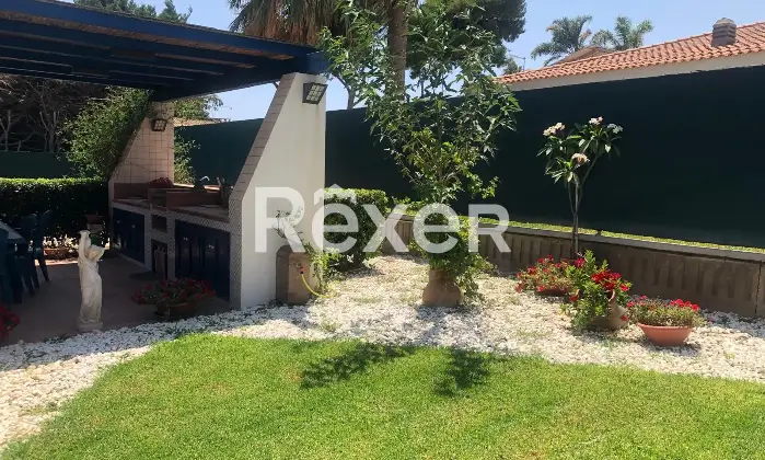 Rexer-Ragusa-Villa-Unifamiliare-Ristrutturata-con-Ampi-Spazi-Esterni-Marina-di-Ragusa-Altro