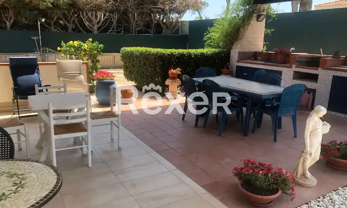 Rexer-Ragusa-Villa-Unifamiliare-Ristrutturata-con-Ampi-Spazi-Esterni-Marina-di-Ragusa-Altro