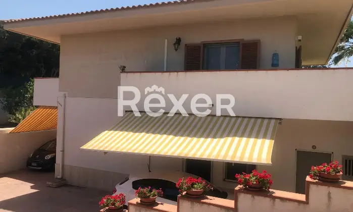 Rexer-Ragusa-Villa-Unifamiliare-Ristrutturata-con-Ampi-Spazi-Esterni-Marina-di-Ragusa-Altro