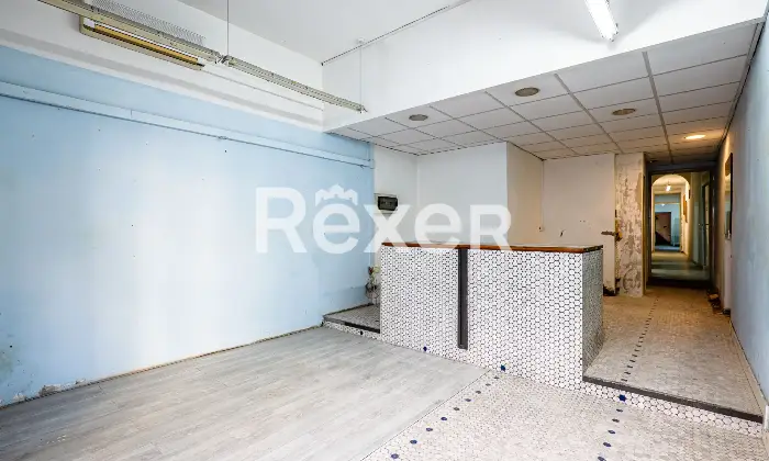 Rexer-Firenze-San-Frediano-pressi-piazza-del-Carmine-locale-commerciale-C-Altro