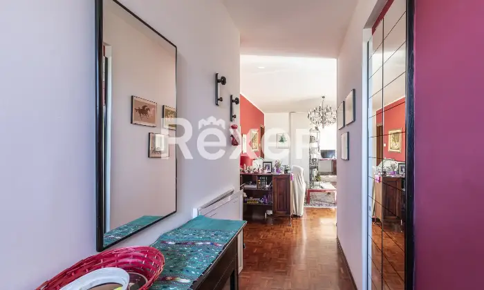 Rexer-Pesaro-Appartamento-con-terrazza-panoramica-e-posto-auto-Altro