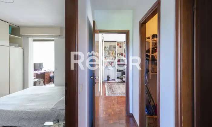 Rexer-Pesaro-Appartamento-con-terrazza-panoramica-e-posto-auto-Altro