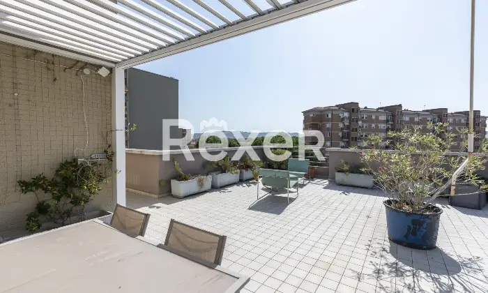 Rexer-Pesaro-Appartamento-con-terrazza-panoramica-e-posto-auto-Altro