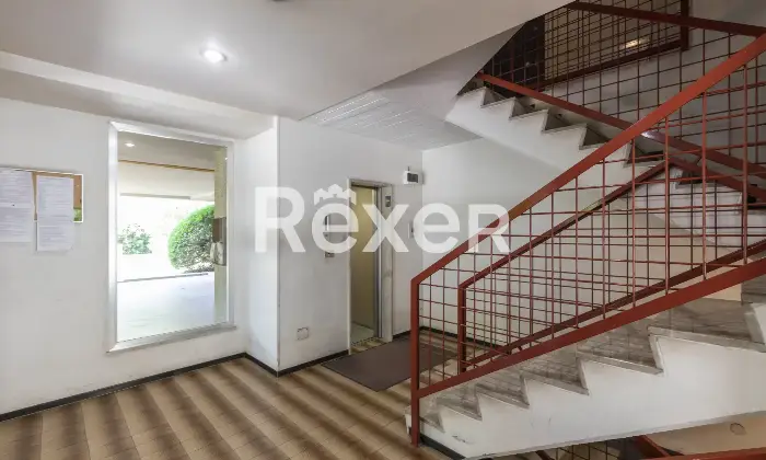 Rexer-Pesaro-Appartamento-con-terrazza-panoramica-e-posto-auto-Altro