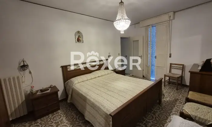 Rexer-Lucito-Vendesi-casa-indipendente-con-cantina-camino-e-legnaia-Via-Due-Porte-Lucito-CB-Altro