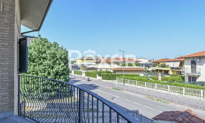 Rexer-Treviglio-TREVIGLIO-Il-calore-e-lindipendenza-di-una-raffinata-villa-singola-con-giardino-e-porticati-in-Via-San-Zeno-Altro