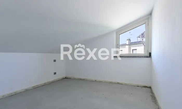 Rexer-Treviglio-TREVIGLIO-Il-calore-e-lindipendenza-di-una-raffinata-villa-singola-con-giardino-e-porticati-in-Via-San-Zeno-Altro