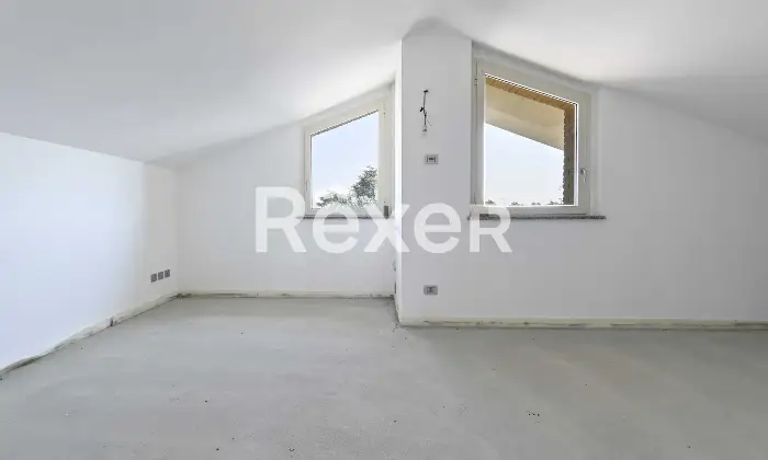 Rexer-Treviglio-TREVIGLIO-Il-calore-e-lindipendenza-di-una-raffinata-villa-singola-con-giardino-e-porticati-in-Via-San-Zeno-Altro