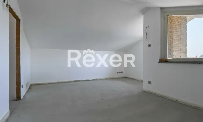 Rexer-Treviglio-TREVIGLIO-Il-calore-e-lindipendenza-di-una-raffinata-villa-singola-con-giardino-e-porticati-in-Via-San-Zeno-Altro
