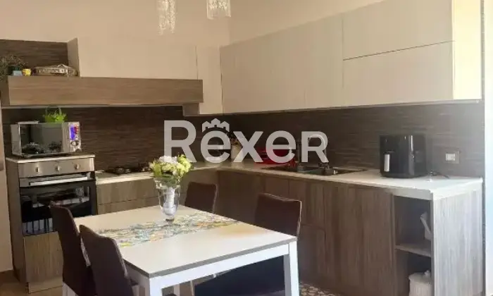 Rexer-Marsala-Vendesi-appartamento-ristrutturato-con-posto-auto-coperto-Via-Filippo-Turati-Centro-Urbano-Marsala-TP-Altro