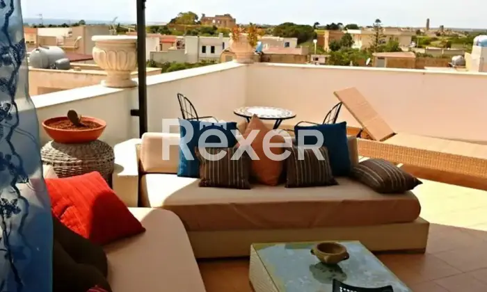 Rexer-Castelvetrano-Vendesi-casa-di-paese-adibita-a-struttura-ricettiva-Via-Sirio-Marinella-di-Selinunte-Castelvetrano-TP-Altro