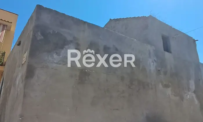 Rexer-Portoscuso-Vendesi-rustico-da-ristrutturare-nel-centro-di-Portoscuso-Piazza-Mazzini-Portoscuso-SU-Altro
