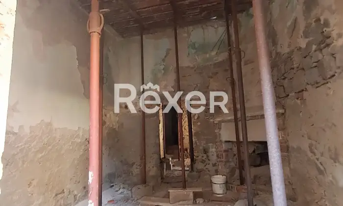 Rexer-Portoscuso-Vendesi-rustico-da-ristrutturare-nel-centro-di-Portoscuso-Piazza-Mazzini-Portoscuso-SU-Altro