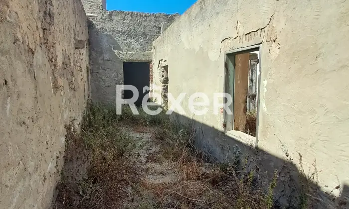 Rexer-Portoscuso-Vendesi-rustico-da-ristrutturare-nel-centro-di-Portoscuso-Piazza-Mazzini-Portoscuso-SU-Altro