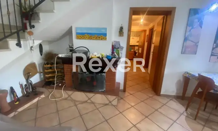 Rexer-Valderice-Casa-indipendente-con-terreno-e-possibilit-edificatoria-in-vendita-a-Valderice-Altro
