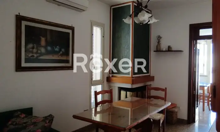 Rexer-Corigliano-dOtranto-Ampia-abitazione-con-terrazzo-nel-cuore-del-Salento-Sala-da-pranzo