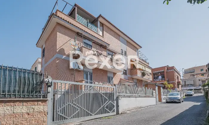 Rexer-Roma-Appartamento-in-Via-Giovanni-Maria-Caretti-Esterno