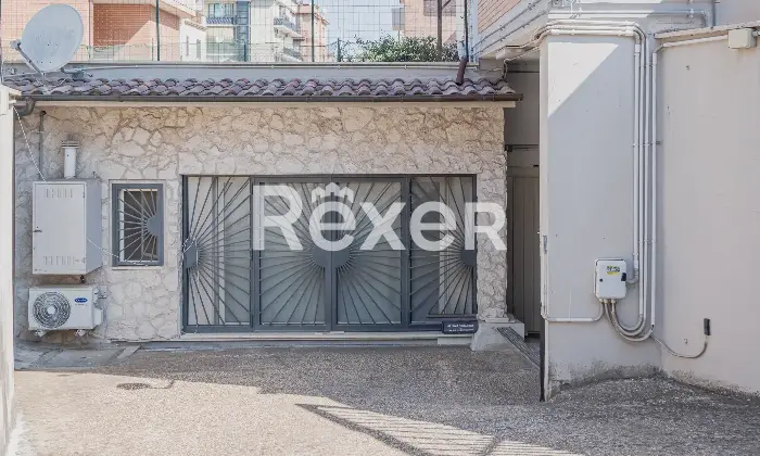 Rexer-Roma-Appartamento-in-Via-Giovanni-Maria-Caretti-Esterno