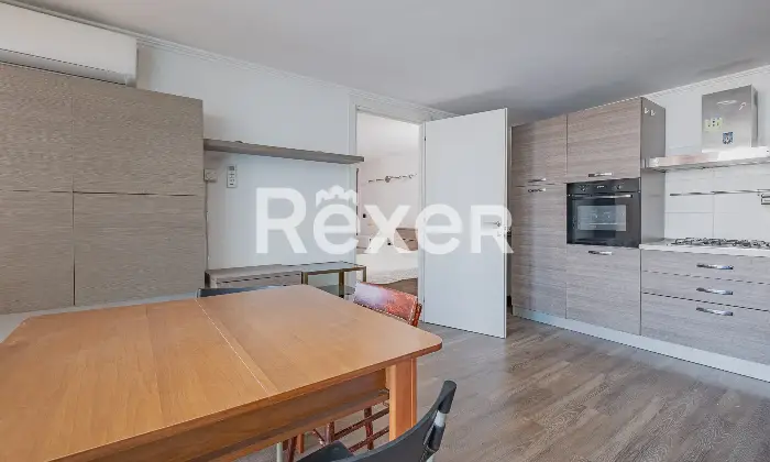 Rexer-Roma-Appartamento-in-Via-Giovanni-Maria-Caretti-Cucina