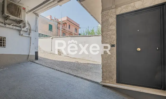 Rexer-Roma-Appartamento-in-Via-Giovanni-Maria-Caretti-Esterno