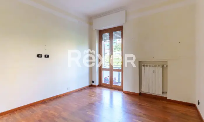 Rexer-Genova-Vendesi-Via-Generale-Manfredo-Fanti-mq-ottimo-stato-con-posto-auto-privato-Altro