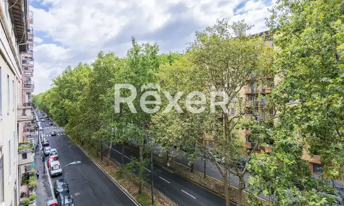 Rexer-Milano-Ampio-appartamento-in-stabile-depoca-Altro