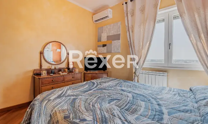 Rexer-Roma-Ampio-trilocale-ristrutturato-piano-alto-Altro