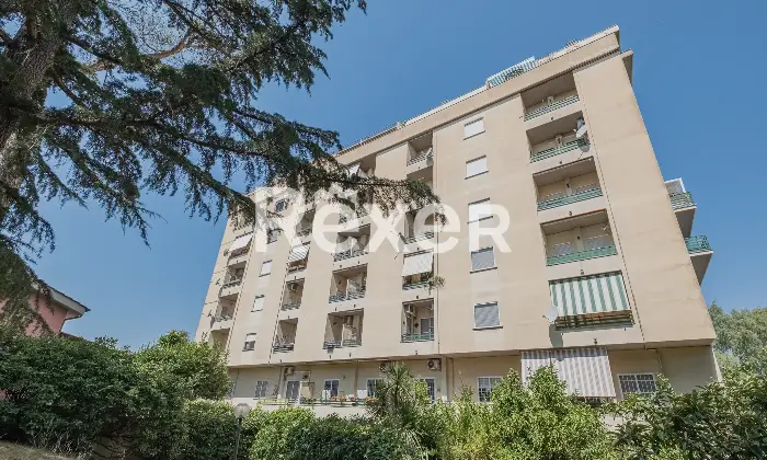 Rexer-Roma-Ampio-trilocale-ristrutturato-piano-alto-Altro
