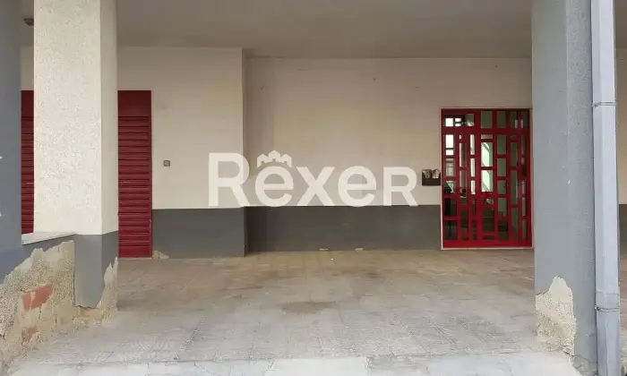 Rexer-Leonforte-Vendesi-appartamento-con-garage-giardino-e-impianto-fotovoltaico-Via-della-Libert-Leonforte-EN-Altro