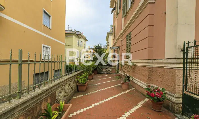 Rexer-Genova-SPLENDIDO-APPARTAMENTO-IN-VILLA-DEPOCA-Altro