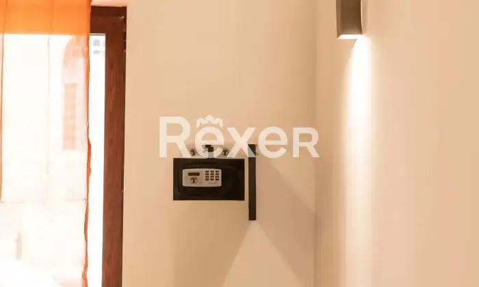 Rexer-Noto-Vendesi-casa-indipendente-ristrutturata-e-arredata-Via-Sergio-Sallicano-Centro-Noto-SR-Altro
