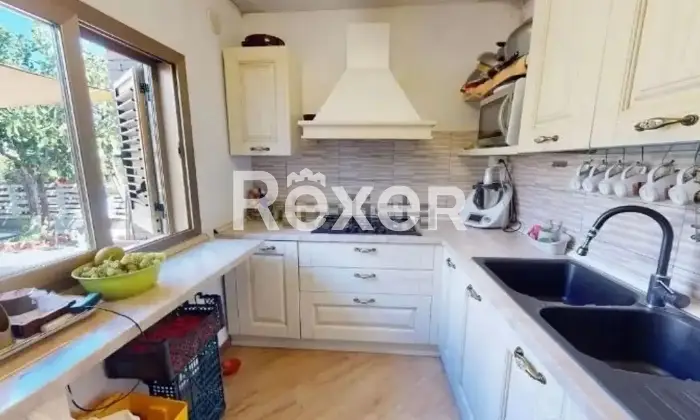 Rexer-Capo-dOrlando-Vendesi-casa-indipendente-con-terreno-a-pochi-passi-dal-mare-Contrada-Vina-Altro