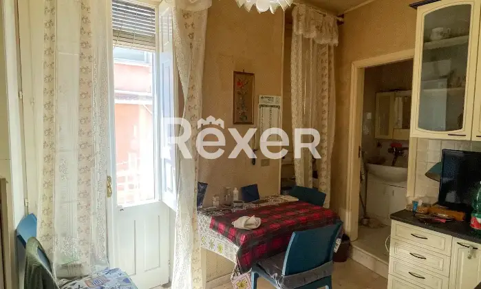 Rexer-Bronte-Immobile-Storico-Cucina